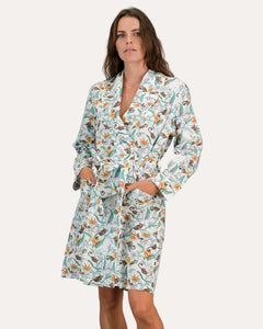 Ladies Gown - Nag Apies on White